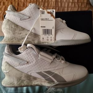 NWB Reebok legacy lifters